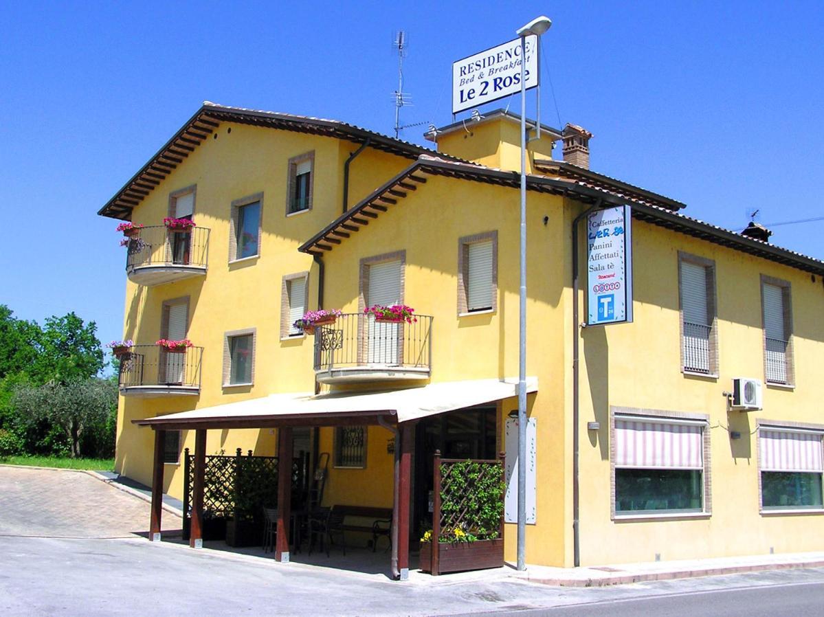 Albergo Le 2 Rose Сан-Северино-Марке Екстер'єр фото